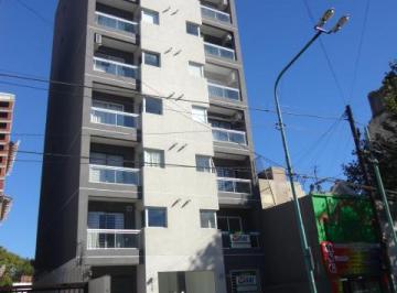Departamento · 65m² · 3 Ambientes · 1 Cochera · Departamento en Alsina 735 5°b