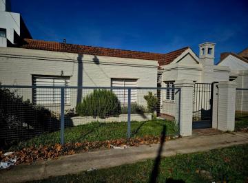 Casa · 132m² · 4 Ambientes · 2 Cocheras · Alquiler Casa 3 Dorm. El Refugio