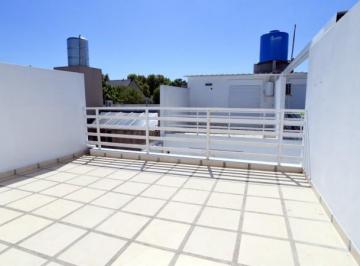 PH · 61m² · 2 Dormitorios · PH 3 Ambientes | Terraza y Patio | Sin Expensas