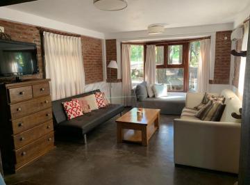 Casa · 90m² · 3 Ambientes · Casa en Venta - Mar de Las Pampas
