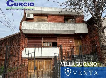 Casa · 227m² · 4 Ambientes · 4 Cocheras · Venta Casa en 2 Plantas 4 Ambientes en Villa Lugano