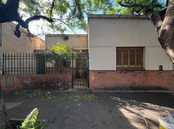 Casa de 6 ambientes, Córdoba · Alta Cordoba - Casa 3 Dorm. - a Reciclar