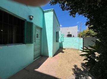 Casa · 70m² · 3 Ambientes · 1 Cochera · Venta Casa Garín con Jardín, Patio y Parrilla