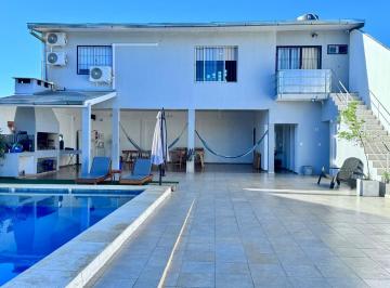 Casa de 3 ambientes, Posadas · Alquiler Temporario Casa con Pileta y Quincho