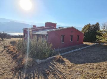 Casa · 3172m² · 3 Dormitorios · 3 Cocheras · Casa en La Siringuilla