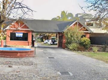 Casa de 6 ambientes, Guaymallén · Morro Inmobiliaria / Vende Casa en Bº Privado del Pilar - Villa Nueva