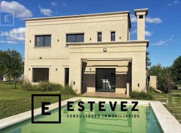 Casa · 170m² · 6 Ambientes · 2 Cocheras · Casa en Venta, Pileta, Barrio Araucarias de Puertos, Escobar
