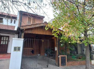 Casa · 145m² · 5 Ambientes · 1 Cochera · Casa Chalet en Venta en Ciudad Jardín, Tres de Febrero, G. B. a. Zona Oeste