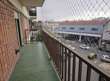 Departamento · 76m² · 4 Ambientes · Alquiler Departamento 4 Amb Caballito Norte