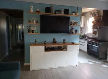 Departamento · 70m² · 4 Ambientes · Departamento en Venta en Parque Avellaneda, Capital Federal, Buenos Aires