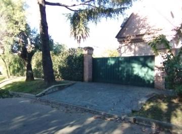 Casa de 5 ambientes, Tigre · Chalet de Estilo Excelente Ubicacion