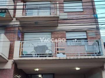 VCO-VCO-1046_2 · Venta Departamento 2 Ambientes con Cochera en Morón Centro