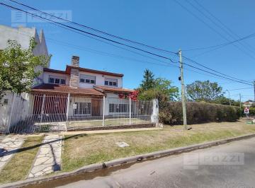 Casa · 280m² · 8 Ambientes · 2 Cocheras · Casa 6 Dorm - en El Talar Centro - Tigre - Pozzi Inmo