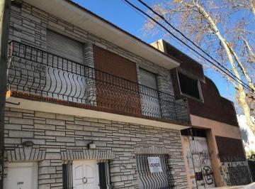 PH · 68m² · 3 Ambientes · PH Tres Ambientes a La Calle