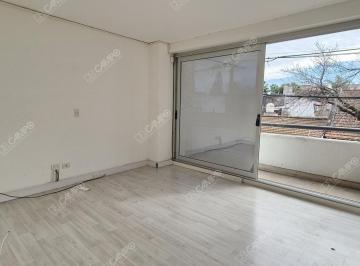 Oficina comercial · 42m² · 2 Ambientes · Pico 3100 - Saavedra - Oficina de Dos Ambientes con Balcón - Excelente Ubicación