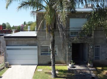 Casa de 5 ambientes, Roldán · Casa en Barrio Las Tardes
