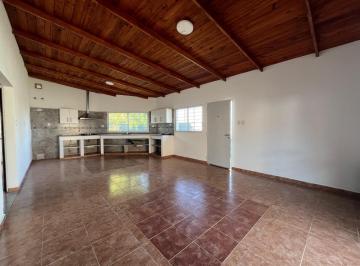 Casa · 90m² · 3 Ambientes · 2 Cocheras · Venta - Casa 2d Esquina - Saldan