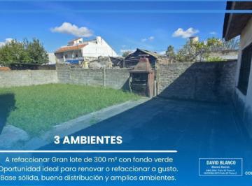 Casa · 100m² · 3 Ambientes · 2 Cocheras · Casa en Lomas de Zamora (Partido), Casa de 3 Ambientes, Parque, Fondo, Casa con Parrilla, Gran Lote