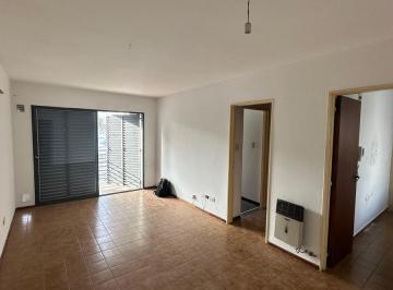 Departamento · 44m² · 2 Ambientes · Amplio y Funcional Depto 1dorm + Balcón