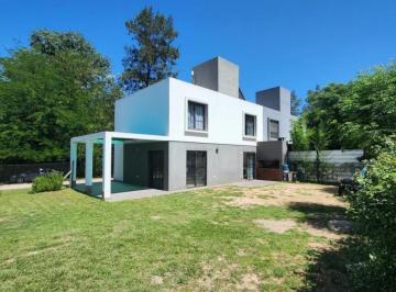 Foto · Villa Rivera Indarte Housing Duplex 3 Dorm. en Venta