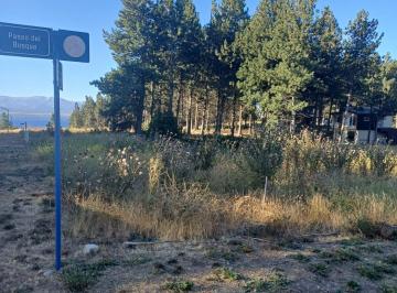 Terreno , San Carlos de Bariloche · Terreno con Vista Al Lago Nahuel Huapi en Barrio Privado Solares del Este.