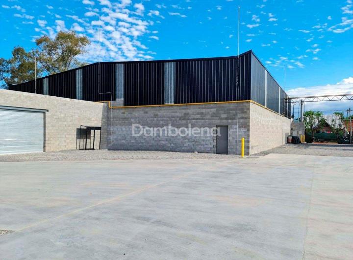 Depósito · 820m²