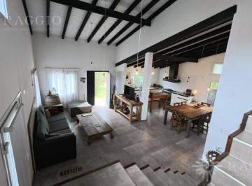 Casa · 161m² · 10 Ambientes · 1 Cochera · Casa en Barrio Buena Vista (Fz - 30)