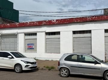 Local comercial · 240m² · Local Comercial en Alquiler