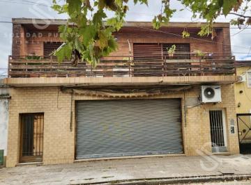 Local comercial · 300m² · 3 Ambientes · Venta Local - Departamento 3 Amb - Cuadra de Panaderia - Pilar