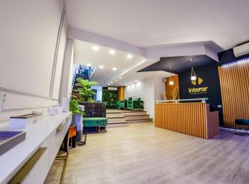 Oficina comercial · 516m² · Alquiler! Increible Oficina Premium de 3 Plantas!