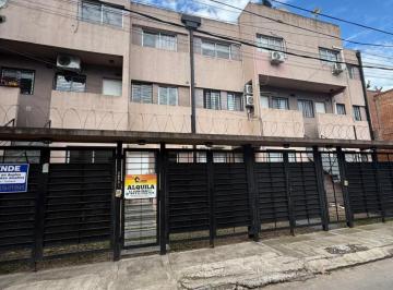 general-san-martin-san-andres-alquiler-ph-2-ambientes · Alquiler - J B Alberdi 3091 - 2 Amb con Garage