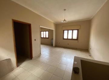Departamento de 4 ambientes, Río Cuarto · Departamento Casa en Rioja y Mitre Al 414