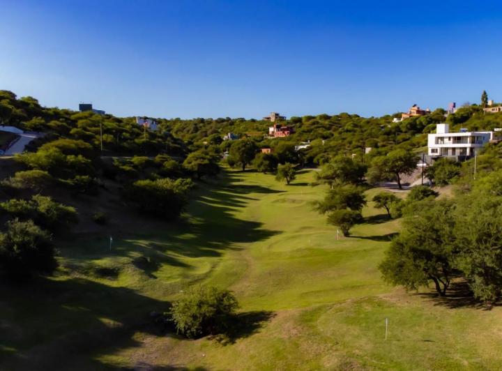 Terreno · 1084m²