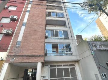 Departamento · 58m² · 3 Ambientes · 3 Ambientes 58 M².20 Años 8º Piso Al Frente. Balcon 5 X 1.25