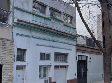 Terreno · 200m² · Lote 8,66 X 23. U. S. a. m Apto 5 Pisos + 2 Retiros. 900 m²