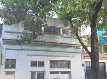Terreno · 200m² · Lote 8,66 X 23. U. S. a. m Apto 5 Pisos + 2 Retiros. 900 m²
