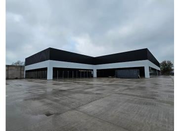 Depósito · 3300m² · Deposito en Alquiler en Olavarria