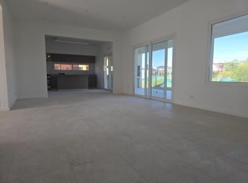 Casa · 182m² · 5 Ambientes · 2 Cocheras · Alquiler - Casa - 5 Ambientes - Haras Santa Maria - Escobar