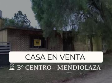 Casa · 828m² · 4 Dormitorios · 2 Cocheras · Casa - Centro