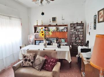 ATT-ATT-4184_2 · Casa 3 Ambientes. | Ayacucho 596