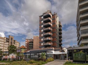 Departamento · 54m² · 3 Ambientes · 1 Cochera · Departamento en Venta 3 Ambientes Pinamar Centro