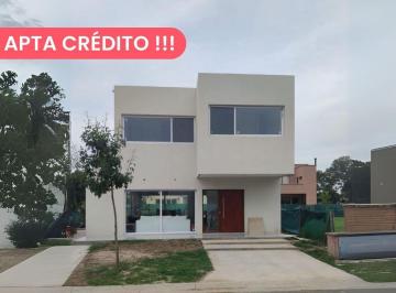 Casa · 150m² · 5 Ambientes · 1 Cochera · Venta Casa - Vila Marina I