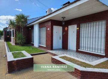 Casa · 180m² · 4 Ambientes · 1 Cochera · Chalet en Venta Listo Para Escriturar - General Rodríguez.