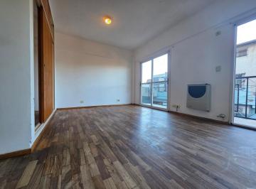 Departamento · 30m² · 1 Ambiente · 1 Cochera · ¡Excelente Departamento, Monoambiente Divisible Muy Luminoso con Balcón y Cochera Cubierta en Munro!