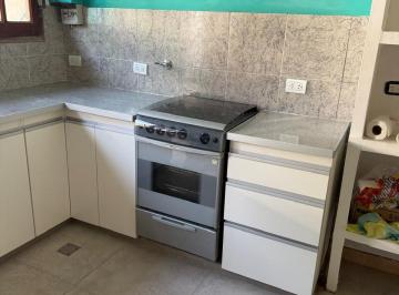 Casa de 2 ambientes, Neuquén · Alquiler Casa de 1 Dormitorio con Todos Los Servicios Incluidos.