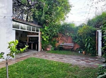 Casa · 120m² · 4 Ambientes · 2 Cocheras · Casa en Venta en Concordia, Entre Ríos, Argentina