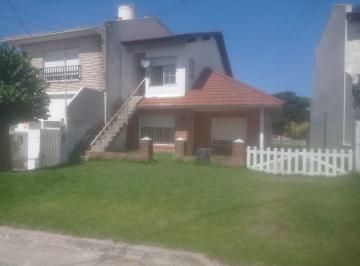 Casa de 6 ambientes, Mar del Plata · Casa en Venta de 3 Dorm. C/ Cochera en Punta Mogotes