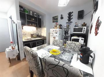 Departamento · 25m² · 2 Ambientes · Excelente Amb Dividido - Zona Uade/favaloro - Patio Sin Muebles