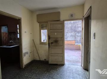 PH · 30m² · 2 Ambientes · PH 2 Amb. en Venta, Primer Piso con Patio y Terraza. Villa Martelli