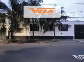 Bodega-Galpón · 950m² · Galpón en Venta 950 m² Cubiertos y 1200 m² de Terreno, Zona I1 Villa Martelli